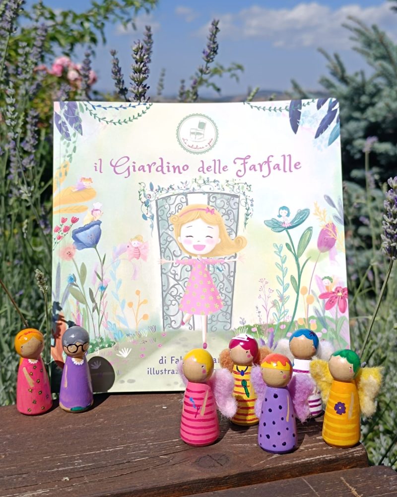 PEG DOLLS CON LIBRO